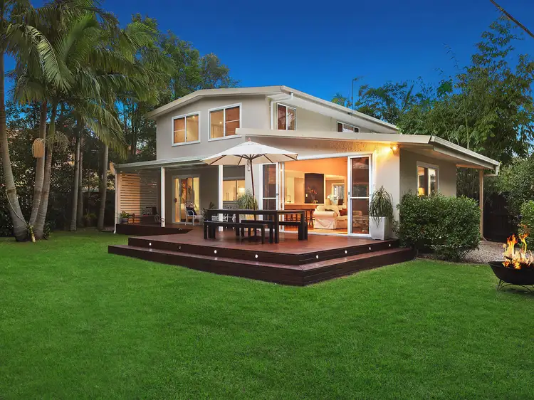 8 Sallywattle Drive, Suffolk Park NSW 2481