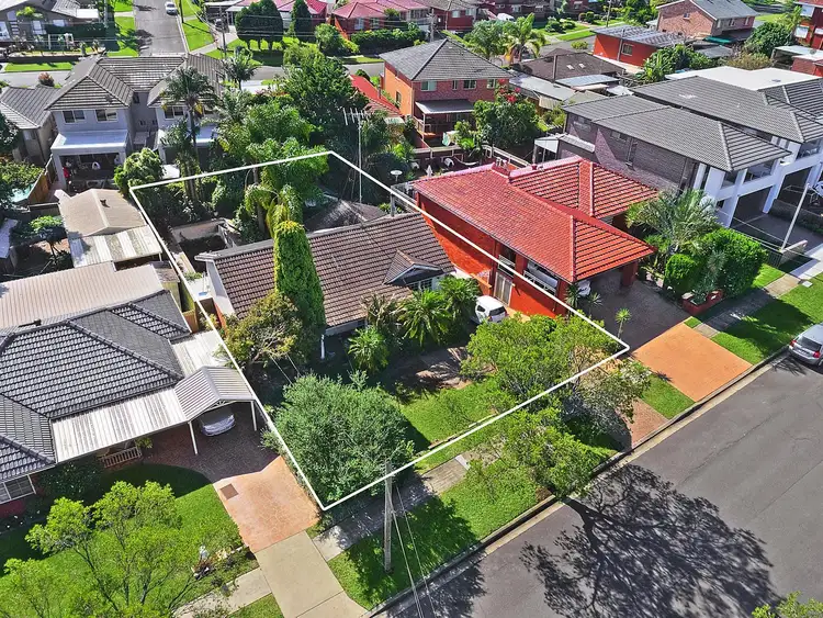 43 Denman Road, Georges Hall NSW 2198