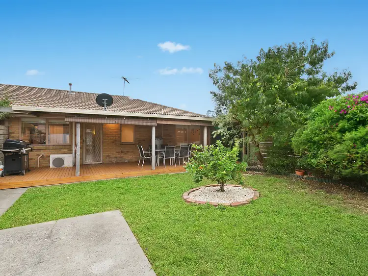 Sixth view of Homely villa listing, 17/1 Mcintosh Court, Aspendale Gardens VIC 3195
