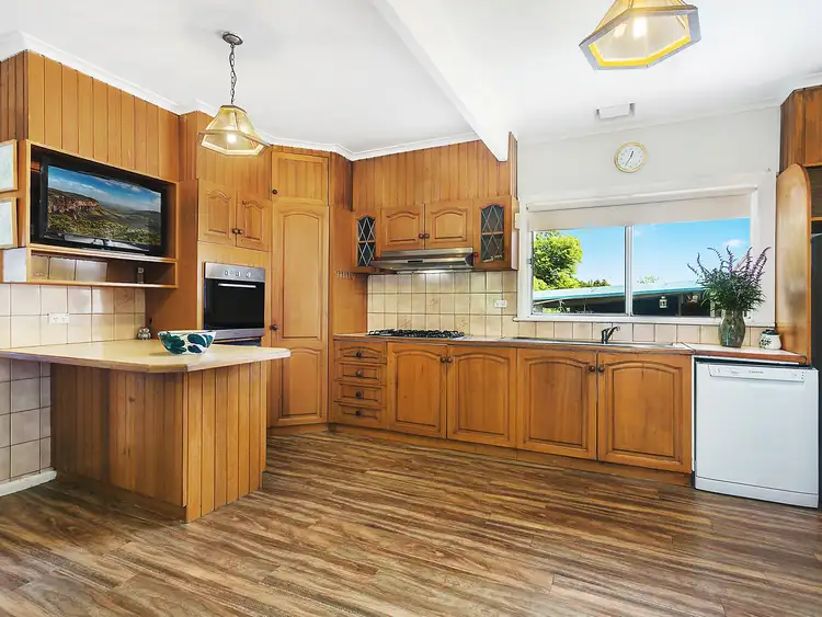 Third view of Homely house listing, 31 Hillview Avenue, Mount Waverley VIC 3149