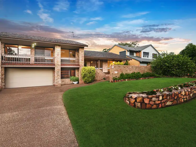 8 Wyndham Way, Eleebana NSW 2282