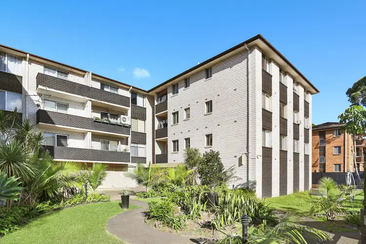 Main view of Homely unit listing, 26/12 Goulburn Street, Warwick Farm NSW 2170