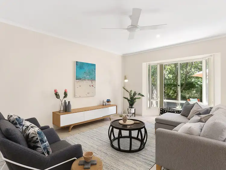 2/2 Sarena Court, Sunshine Beach QLD 4567