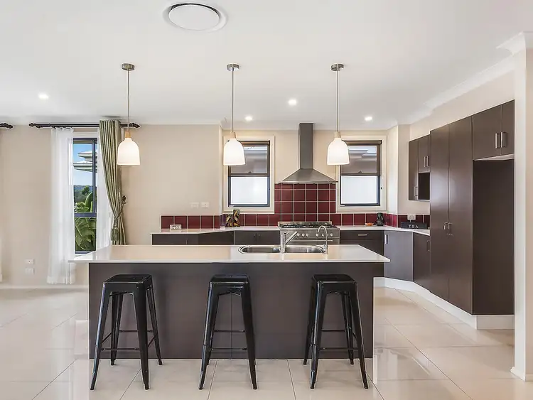 6 Figtree Bay Drive, Kincumber NSW 2251