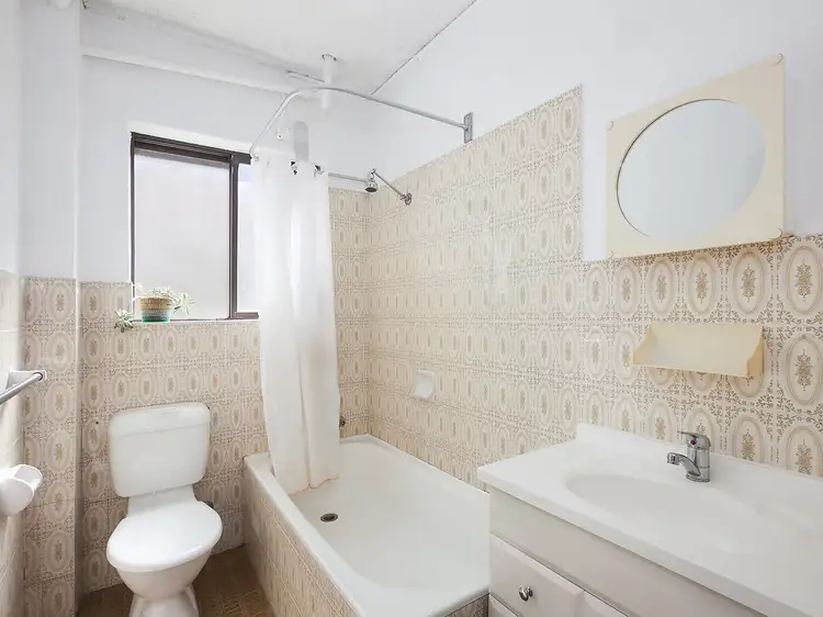 Fourth view of Homely apartment listing, 1/33 Carinya Street, Queanbeyan NSW 2620