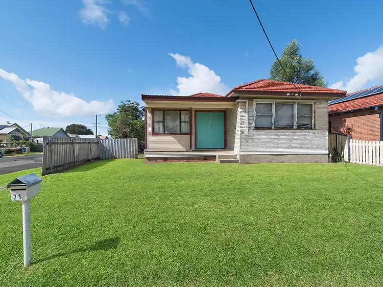 Main view of Homely house listing, 71 Silsoe Street, Mayfield NSW 2304