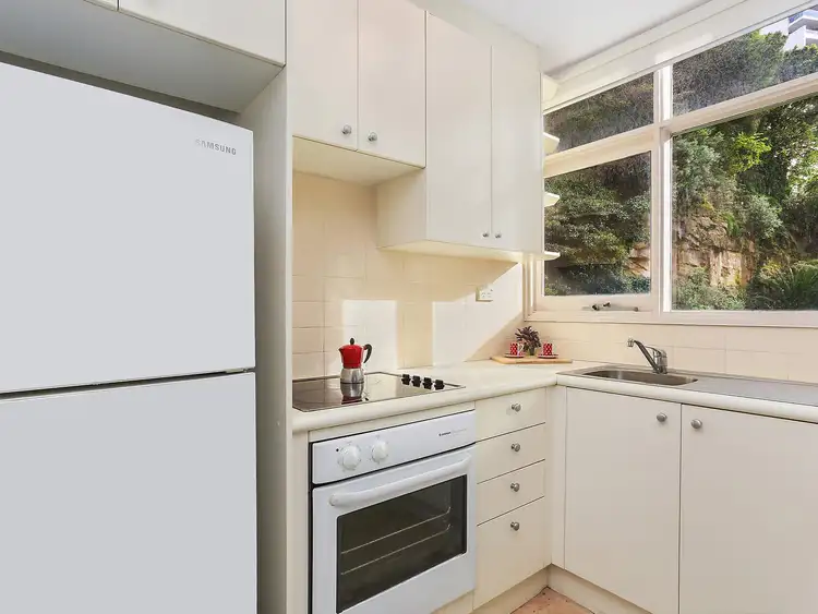 Second view of Homely studio listing, 5/51 Roslyn Gardens, Elizabeth Bay NSW 2011