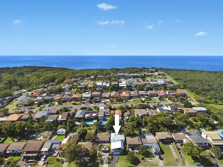 Sixth view of Homely house listing, 34 Masefield Avenue, Bateau Bay NSW 2261