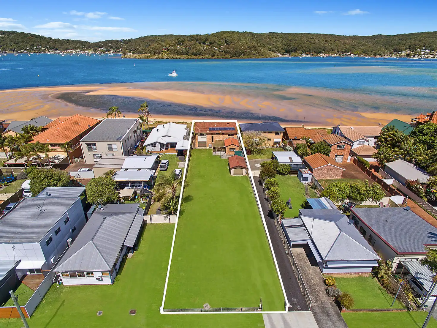 Main view of Homely house listing, 264 Booker Bay Road, Booker Bay NSW 2257