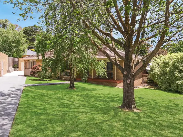 11 Country Club Drive, Chirnside Park VIC 3116