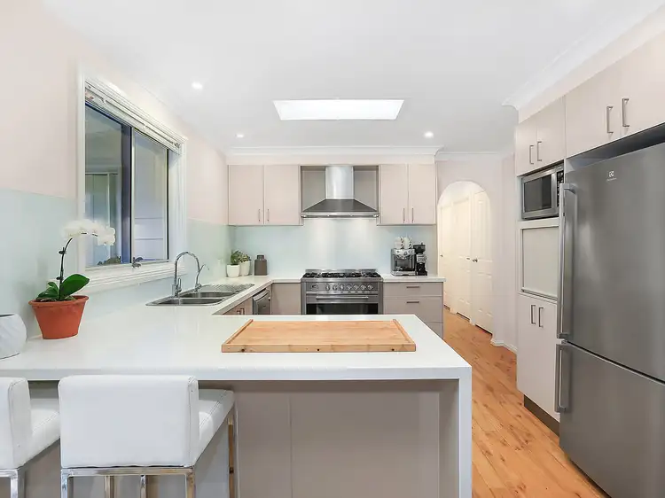 15 Rentoul Street, Glenfield NSW 2167