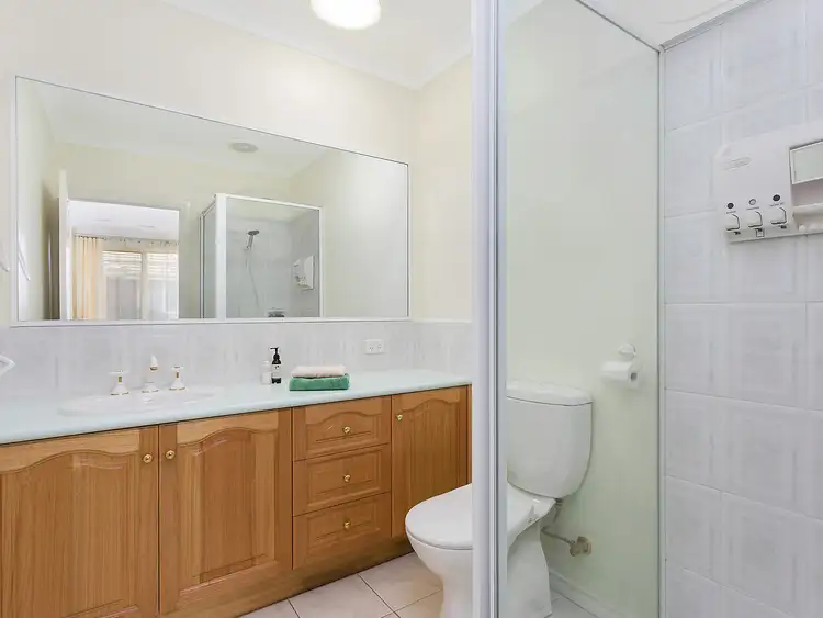 Fifth view of Homely townhouse listing, 2/36 Swayfield Road, Mount Waverley VIC 3149