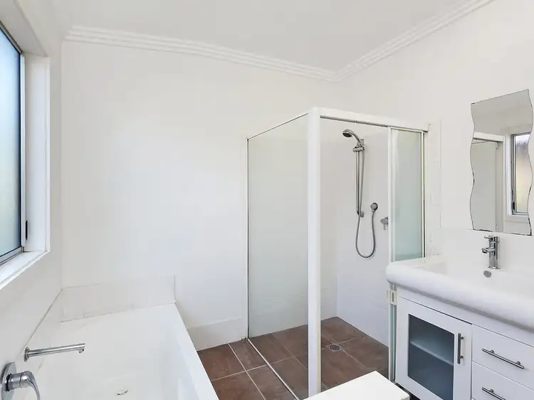 Fifth view of Homely house listing, 32 Keats Avenue, Bateau Bay NSW 2261