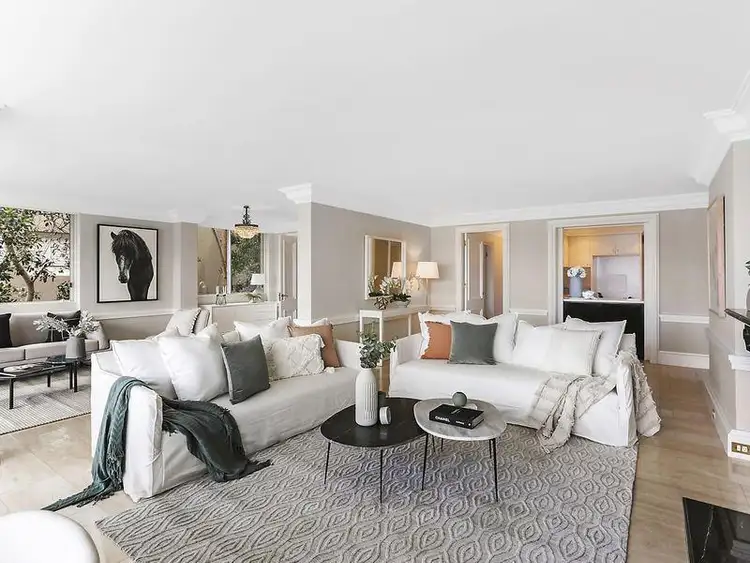 Third view of Homely apartment listing, 3B/27 Sutherland Crescent, Darling Point NSW 2027