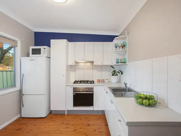 Main view of Homely house listing, 34 Kerry Crescent, Berkeley Vale NSW 2261