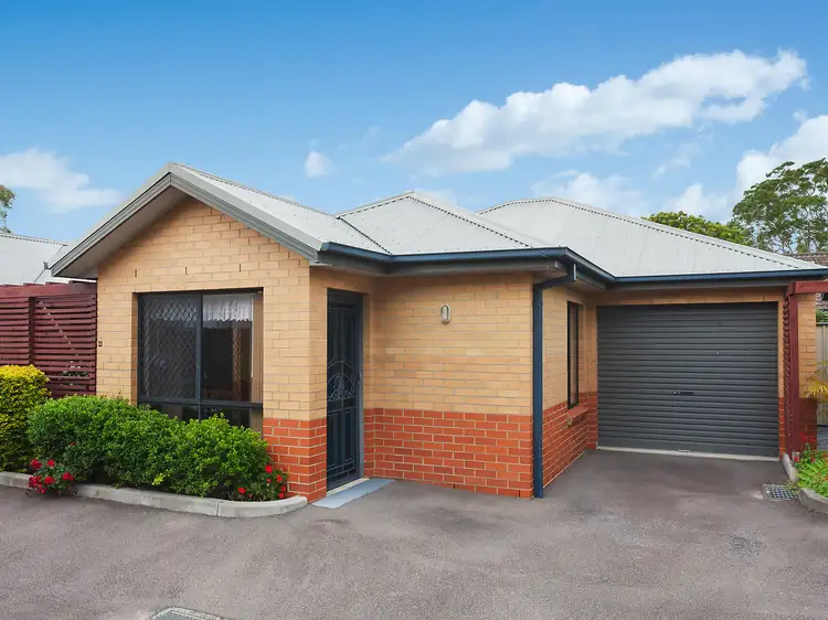 Main view of Homely villa listing, 4/81 Ocean Beach Road, Woy Woy NSW 2256
