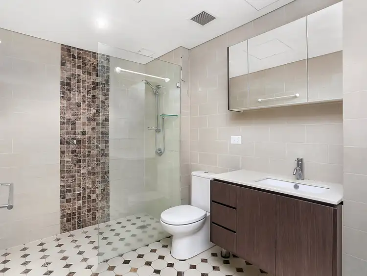 Fourth view of Homely unit listing, 305/657 Pacific Highway, Killara NSW 2071