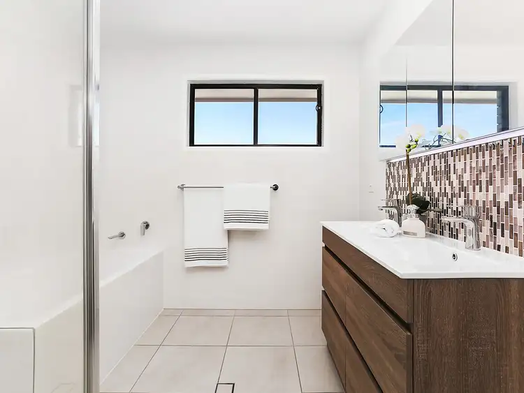 Sixth view of Homely house listing, 10 Soiandra Street, Alexandra Hills QLD 4161