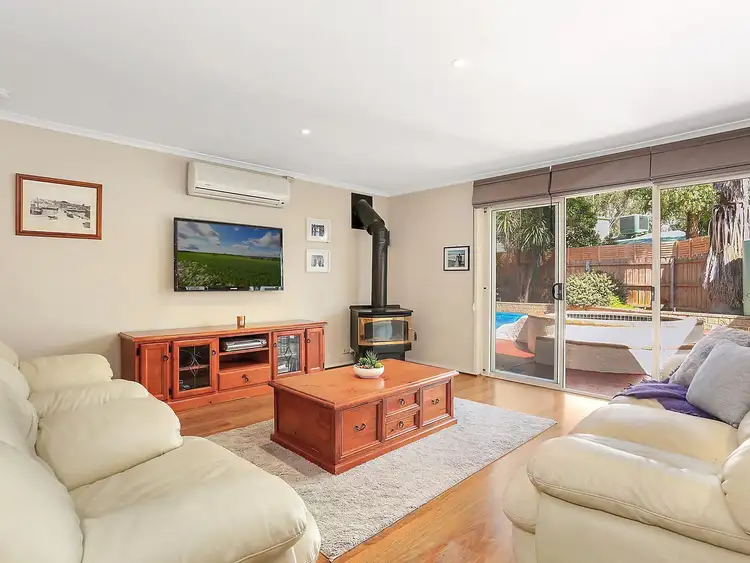 Third view of Homely house listing, 1/3 Gretel Court, Croydon VIC 3136