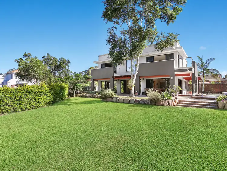 14 Avellino Drive, Varsity Lakes QLD 4227