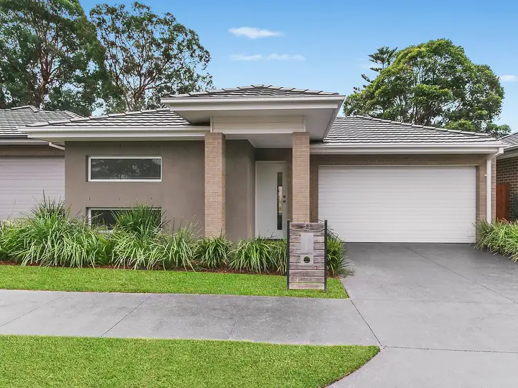 Main view of Homely house listing, 3 Silvergrass Court, Croydon VIC 3136