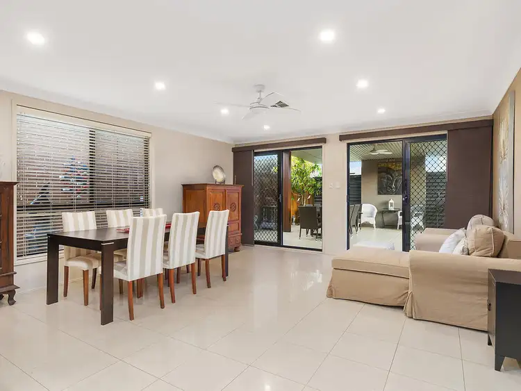 Second view of Homely house listing, 5 Poplar Way, Acacia Gardens NSW 2763