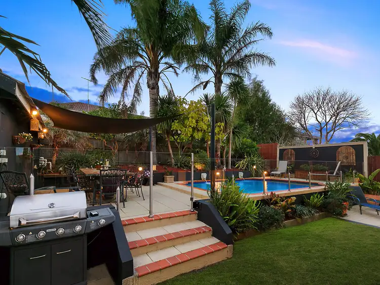 Sixth view of Homely house listing, 25 Carrol Grove, Mount Waverley VIC 3149
