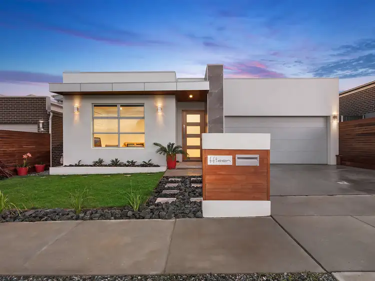 15 Lawrenson Circuit, Jacka ACT 2914