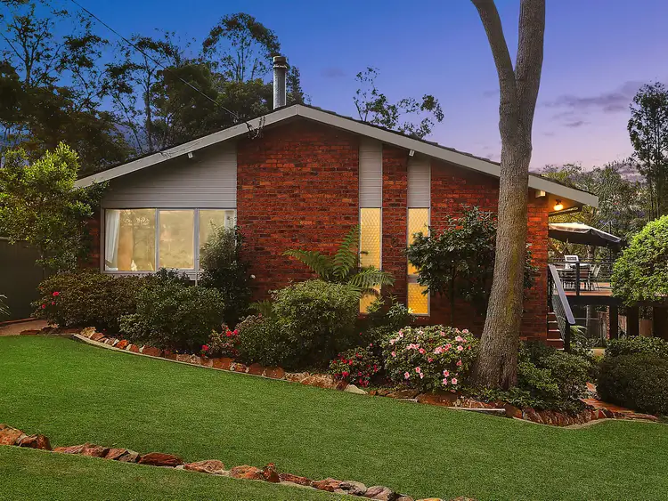 6 Sunset Avenue, Hornsby Heights NSW 2077