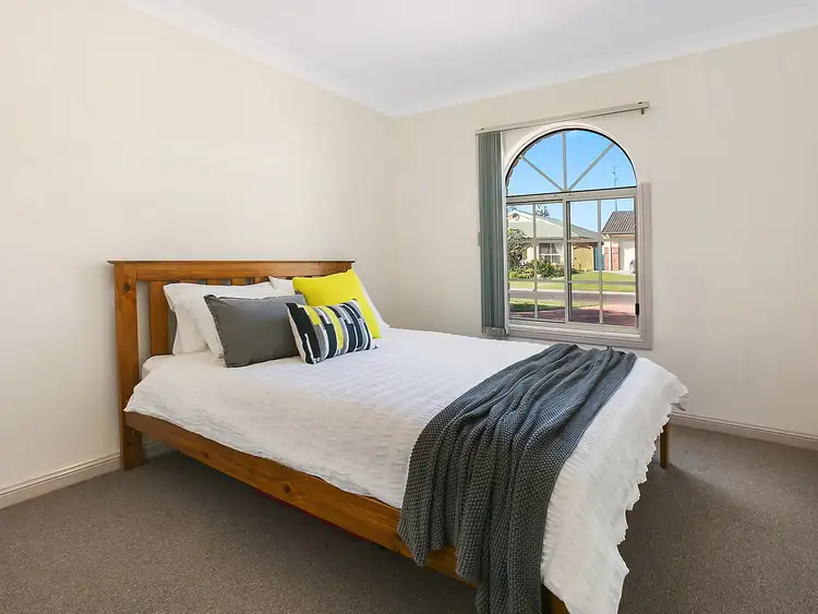 Sixth view of Homely unit listing, 5a Terilbah Place, The Entrance North NSW 2261