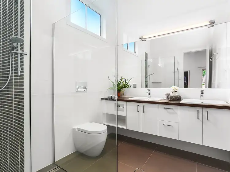 Sixth view of Homely house listing, 18 Dover Street, Hawthorne QLD 4171