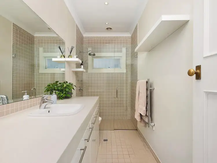 Fifth view of Homely apartment listing, 8/10 Harnett Avenue, Mosman NSW 2088