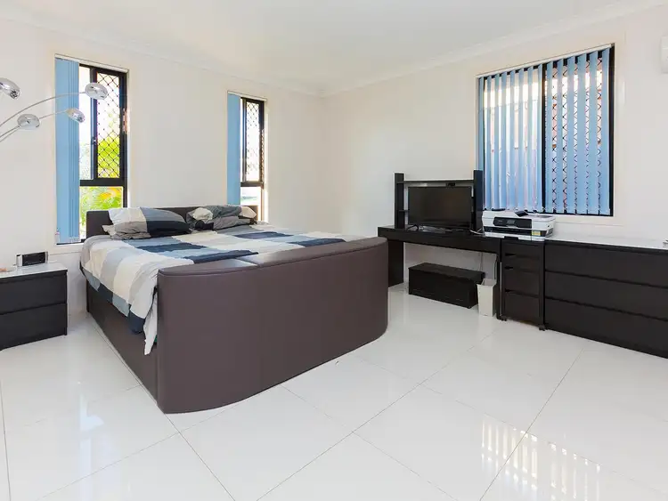 Sixth view of Homely house listing, 5 Yellowstone Way, Springfield Lakes QLD 4300