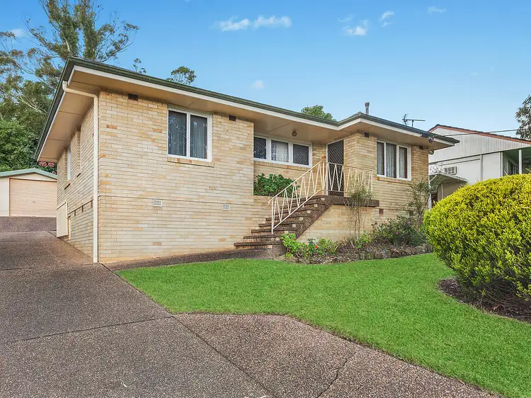 61 Jarrett Street, Wyoming NSW 2250