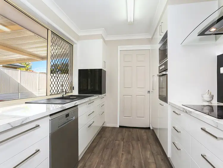 8 High Peak Crescent, Springfield QLD 4300