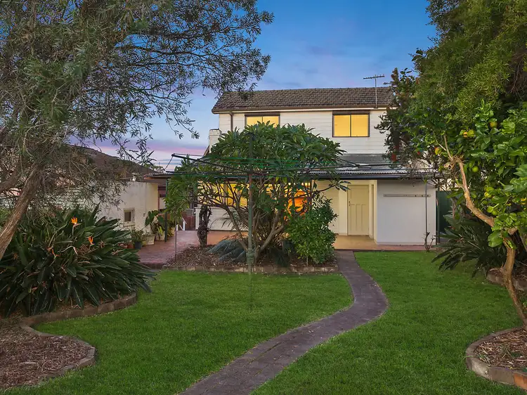 3 Earlwood Avenue, Earlwood NSW 2206