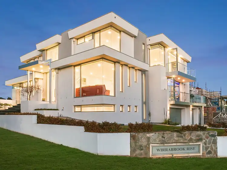 95 Edgewater Drive, Bella Vista NSW 2153