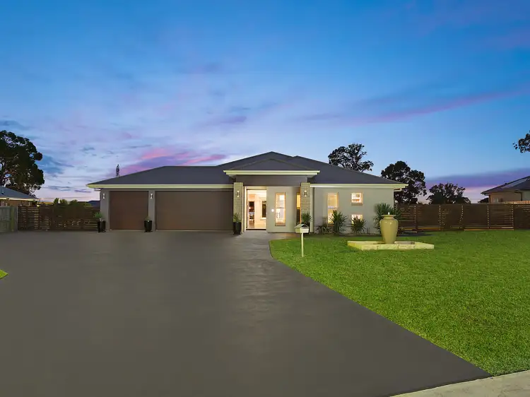 9 Pennard Crescent, Luddenham NSW 2745