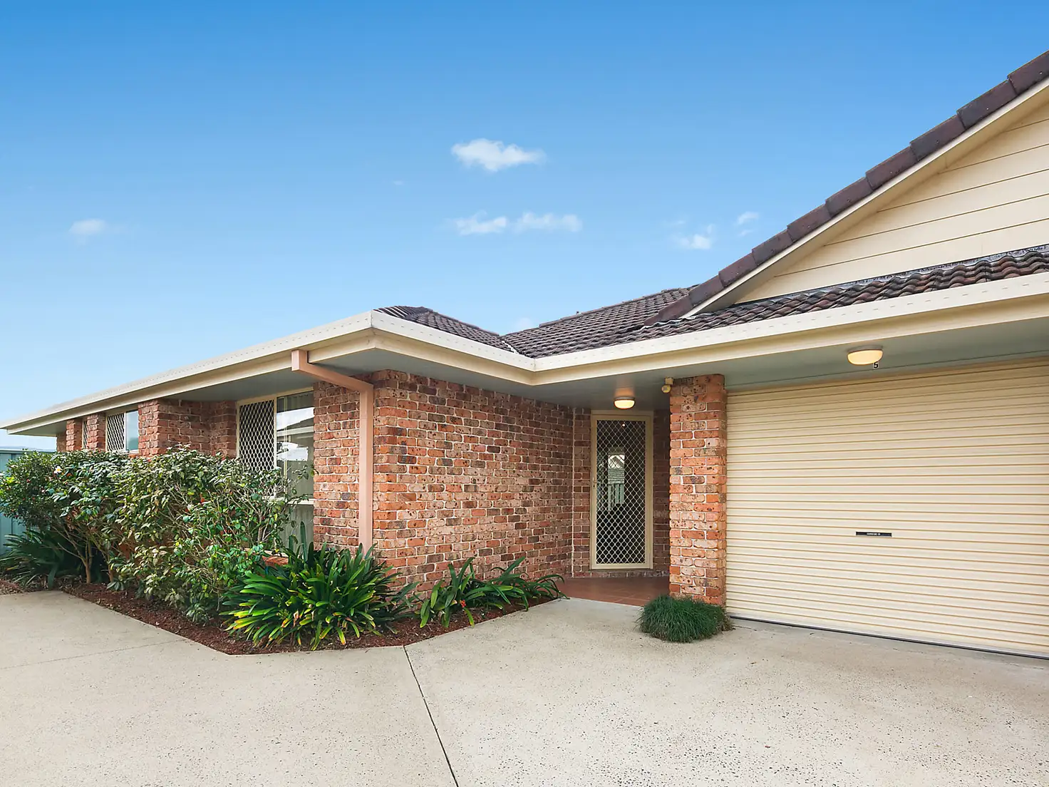 Main view of Homely villa listing, 5/27-29 Bonville Street, Coffs Harbour NSW 2450