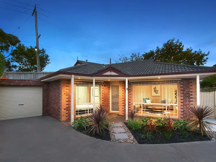3/8 Eldon Court, Hampton East VIC 3188