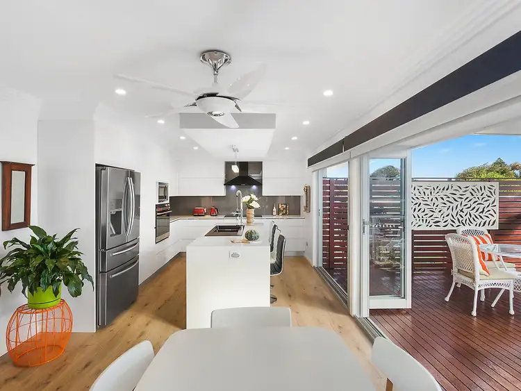 95 Bay Road, Blue Bay NSW 2261