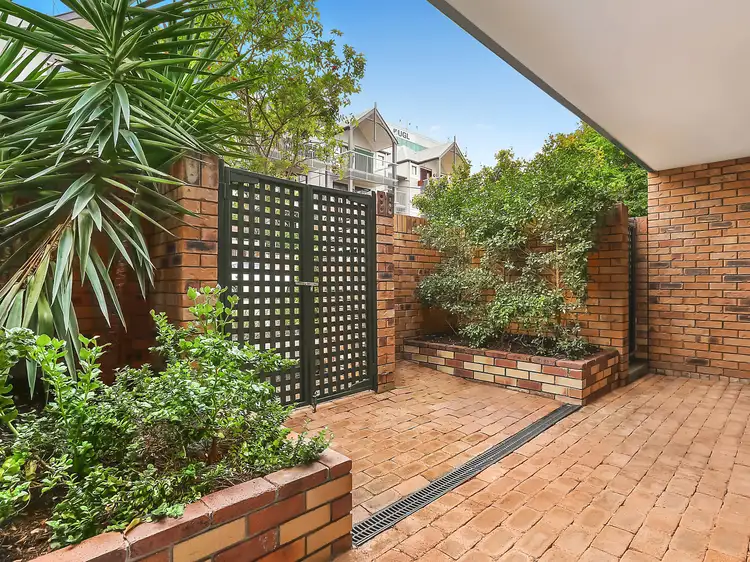 Third view of Homely house listing, 257 Boundary Street, Spring Hill QLD 4000