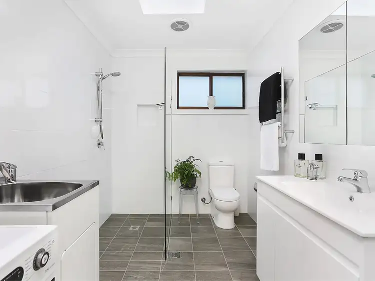 Third view of Homely villa listing, 2/4 Nella Street, Padstow NSW 2211