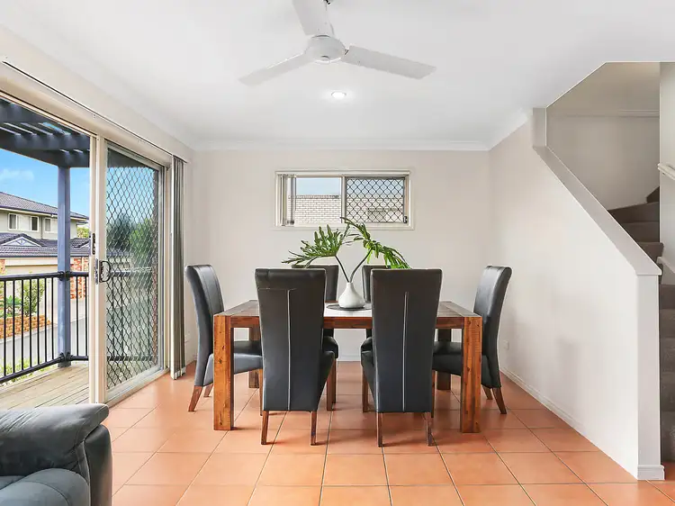 16/100 Oakmont Avenue, Oxley QLD 4075