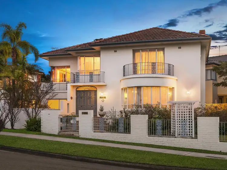 25 Benwerrin Avenue, Carss Park NSW 2221