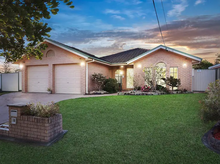 40 White Swan Avenue, Blue Haven NSW 2262