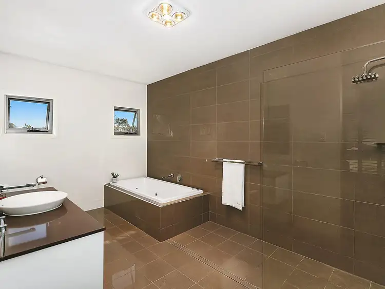 Sixth view of Homely semi-detached listing, 4A Harbour Street, Bateau Bay NSW 2261