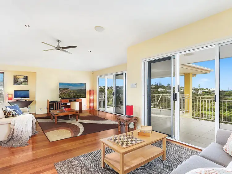Fourth view of Homely house listing, 4 Caribbean Court, Castaways Beach QLD 4567