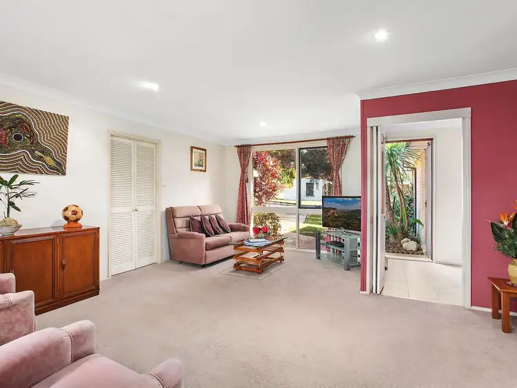 Second view of Homely house listing, 4 Poplar Place, Kirrawee NSW 2232