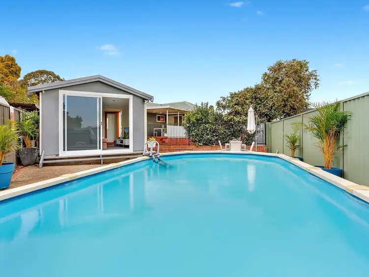 Sixth view of Homely house listing, 3 Quallee Place, Engadine NSW 2233